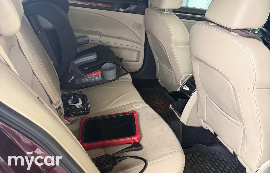 Skoda Superb 2011
