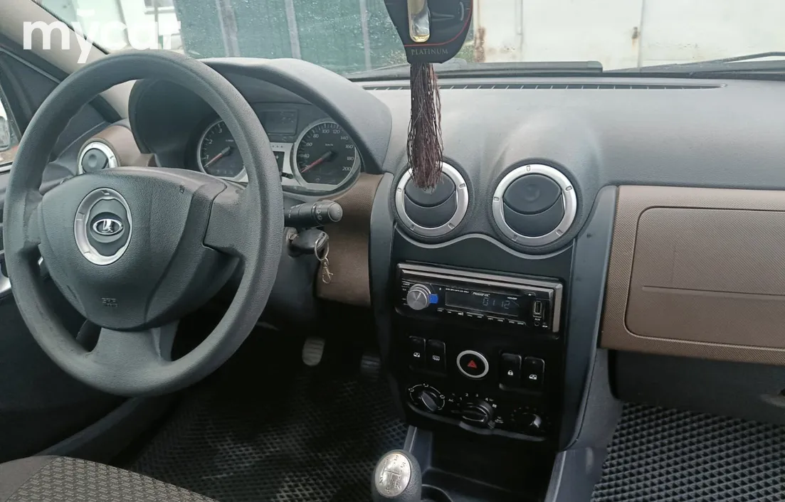 LADA Largus 2014