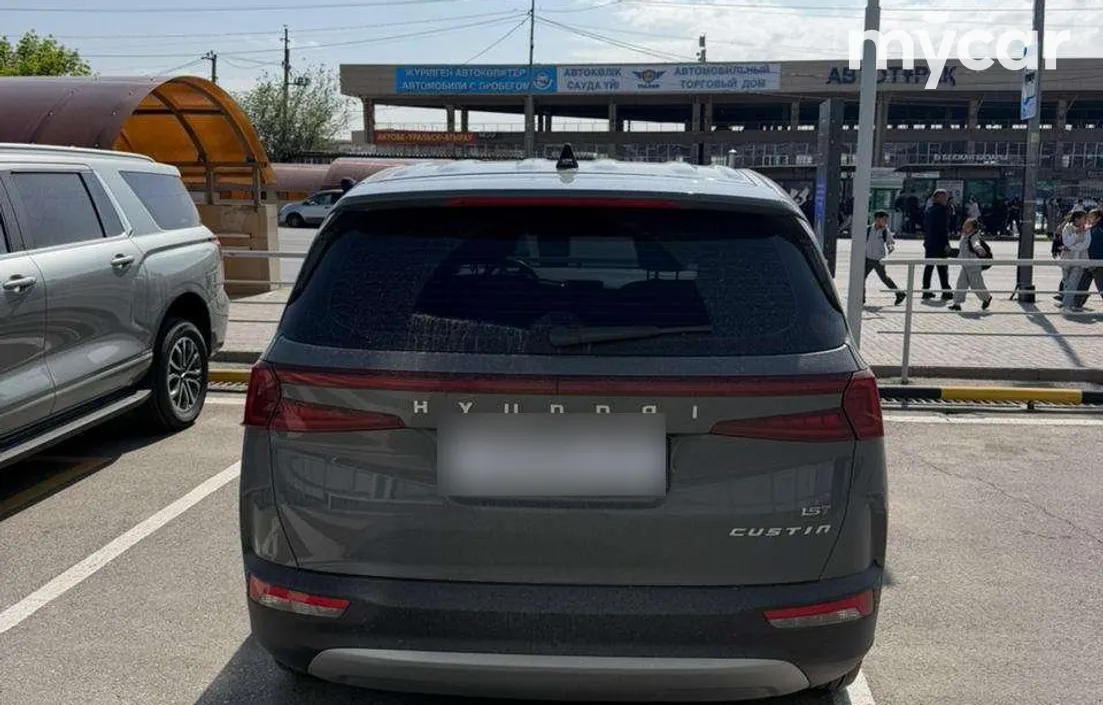 Hyundai Custin 2025