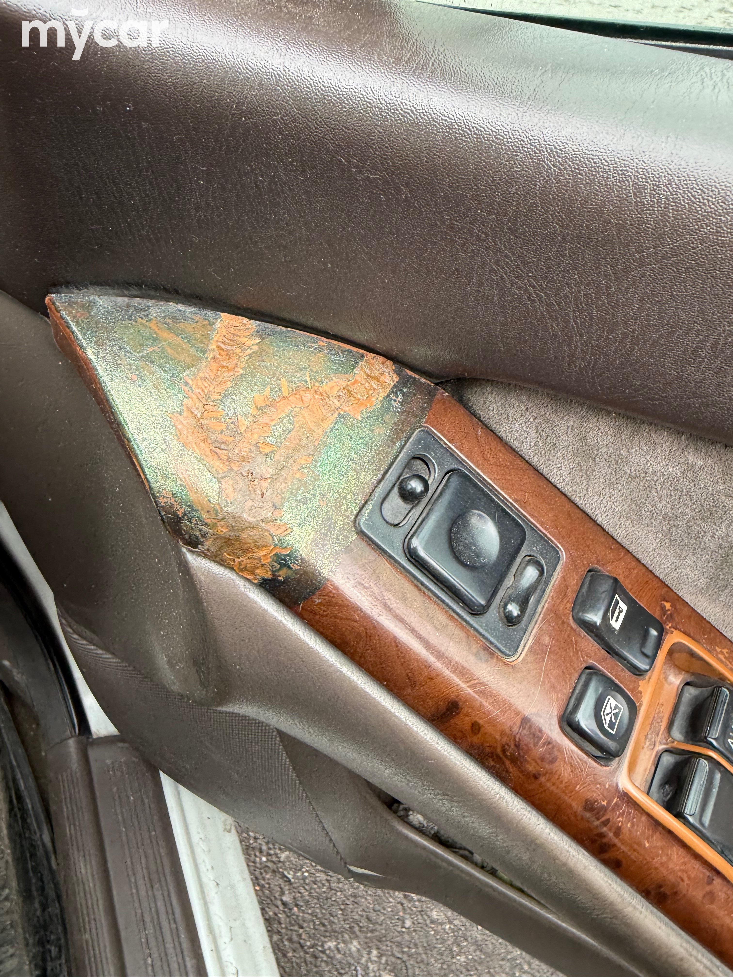 Nissan Laurel 1998