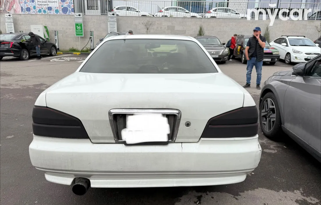 Nissan Laurel 1998