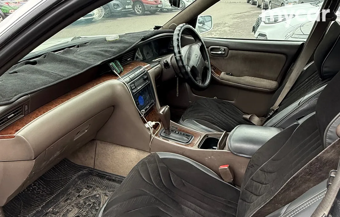 Nissan Laurel 1998
