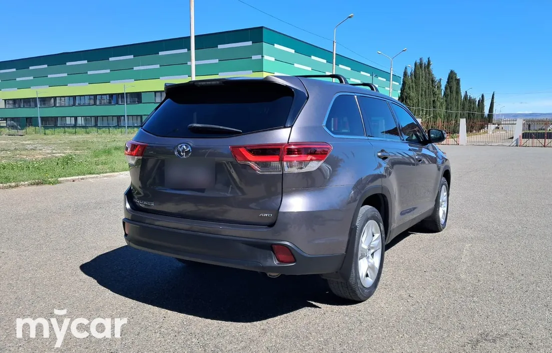 Toyota Highlander 2018