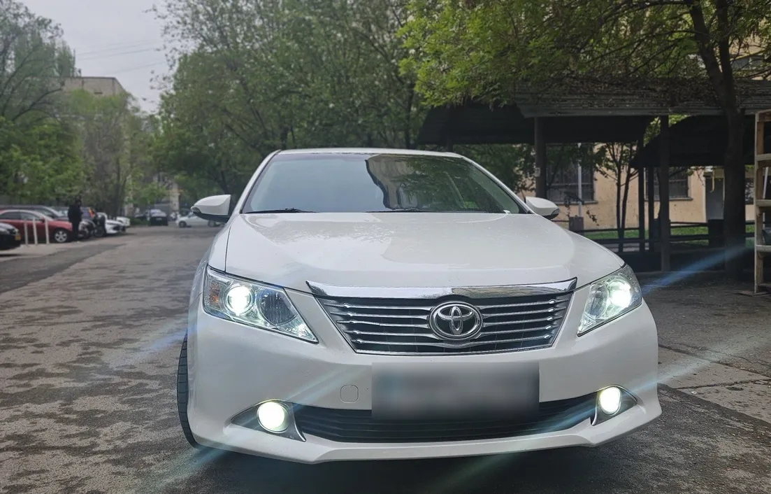 Toyota Camry 2014