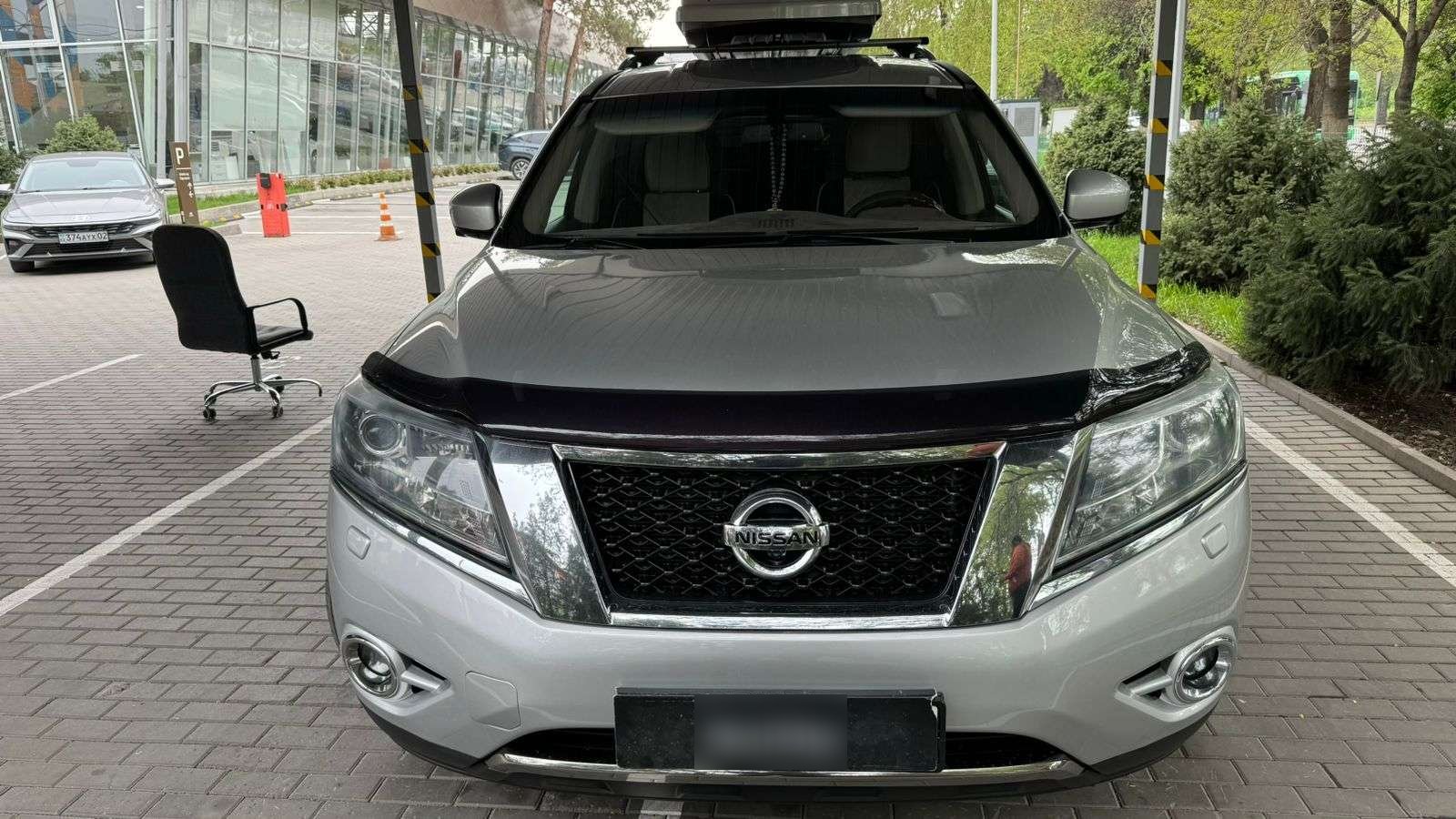 Nissan Pathfinder 2014