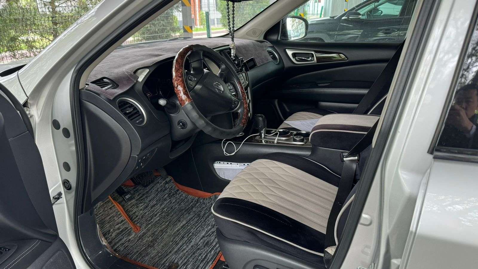 Nissan Pathfinder 2014