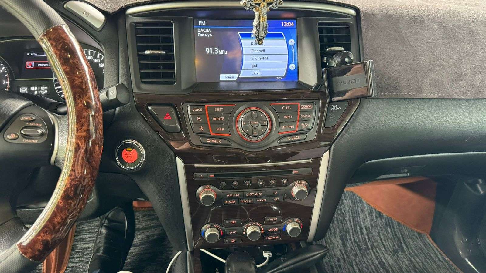 Nissan Pathfinder 2014
