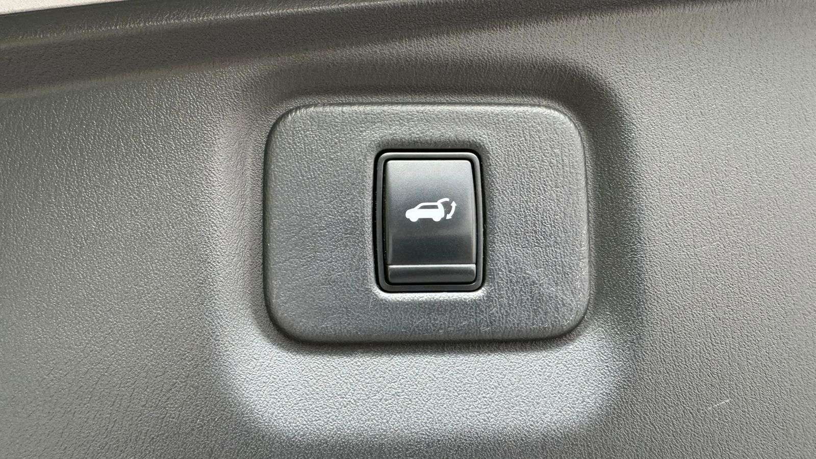 Nissan Pathfinder 2014