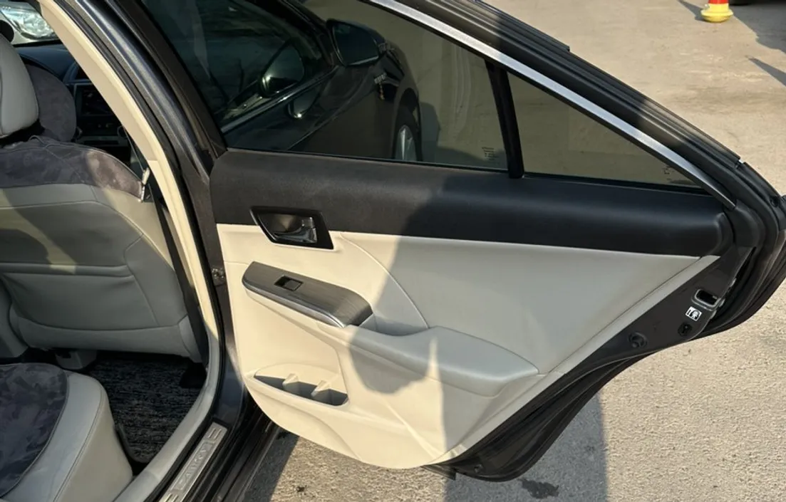 Toyota Camry 2012