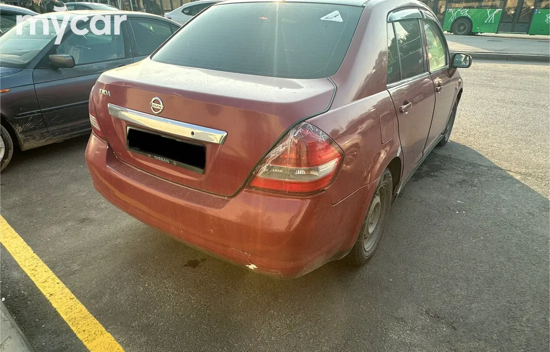 Nissan Tiida 2007