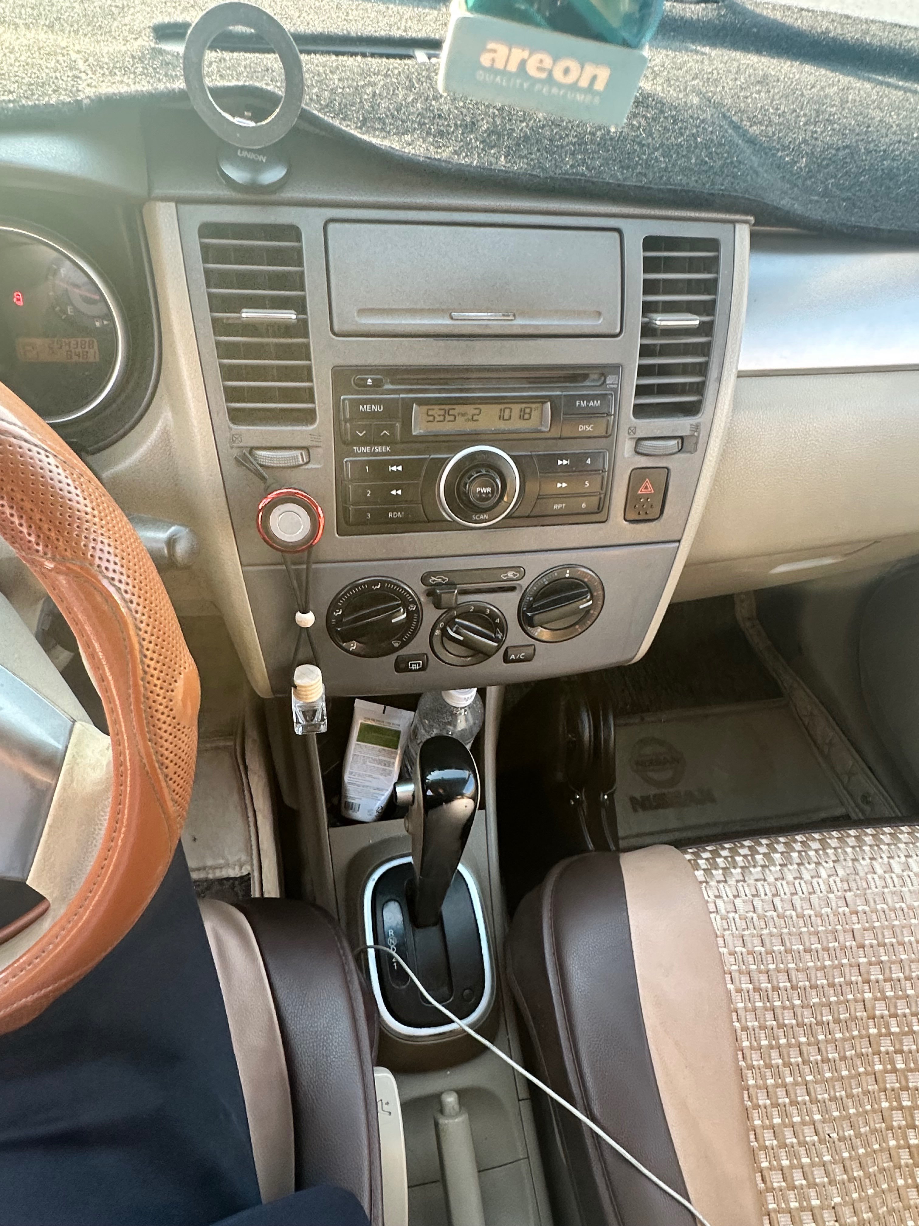 Nissan Tiida 2007
