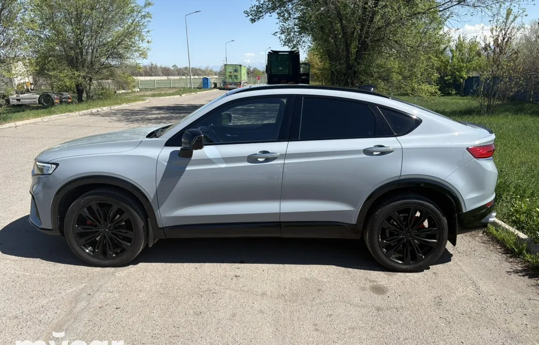 Geely Tugella 2023