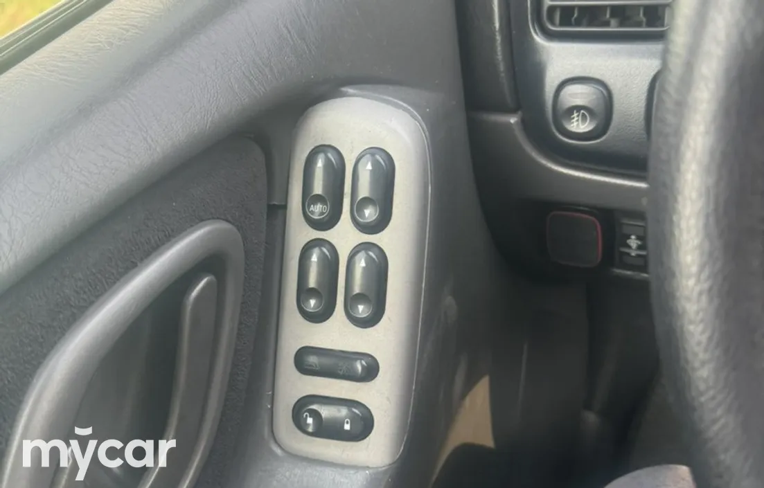 Mazda Tribute 2003