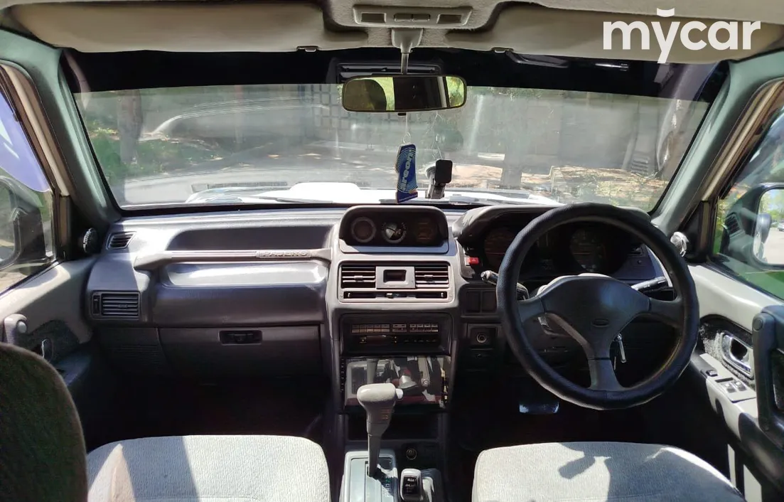 Mitsubishi Pajero 1995