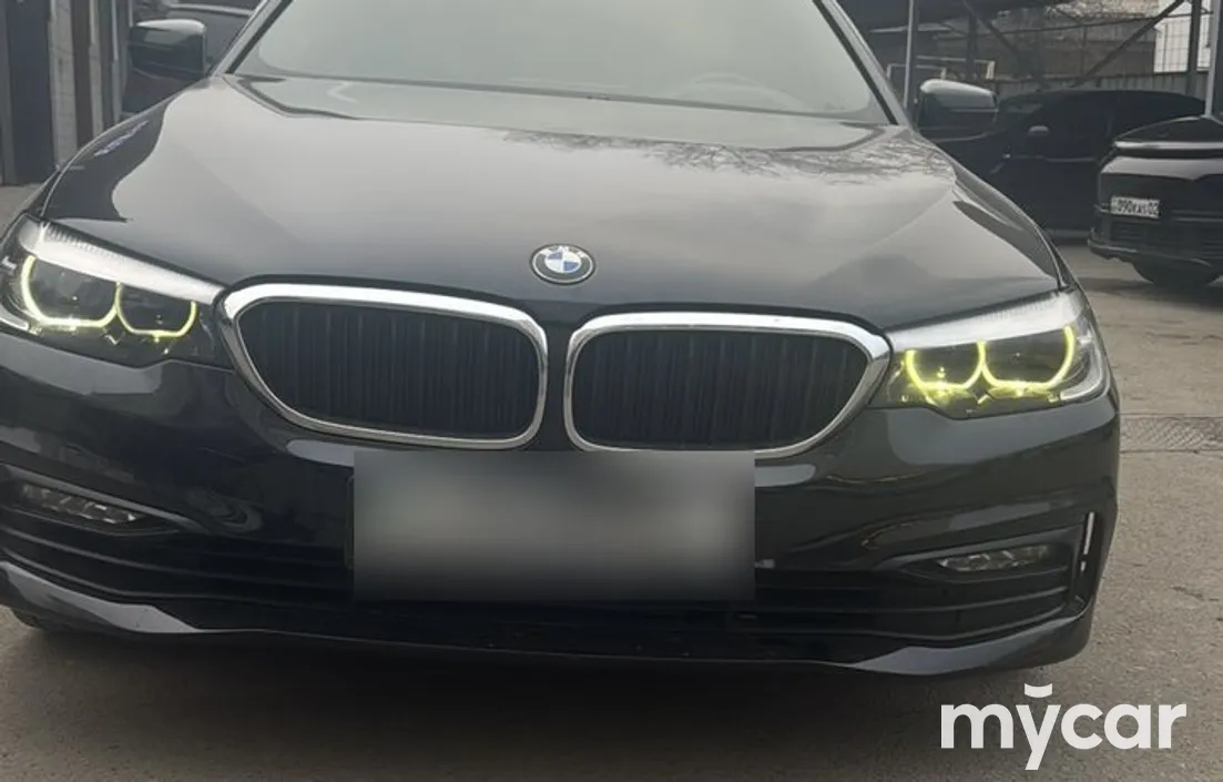 BMW 5 серия 2017