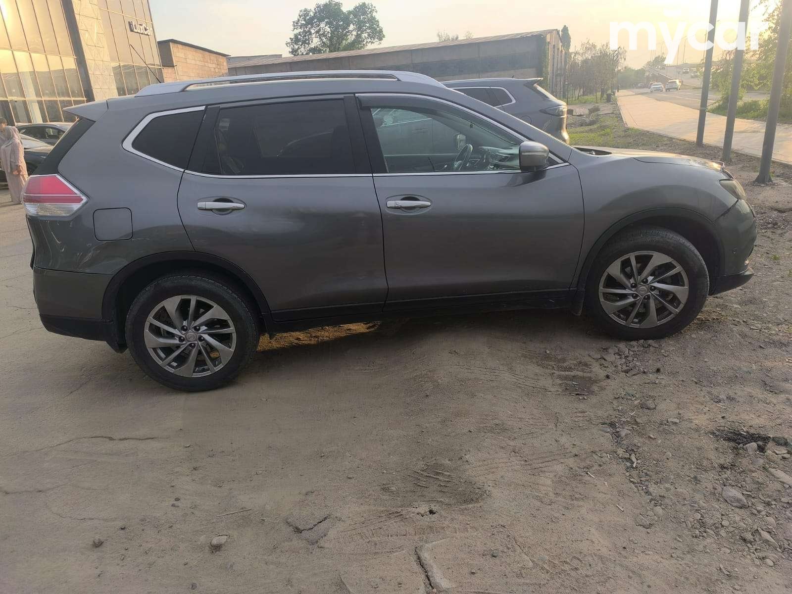 Nissan X-Trail 2015