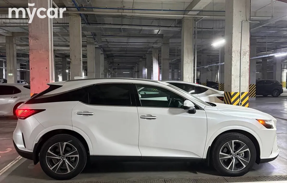 Lexus RX NEW 2023
