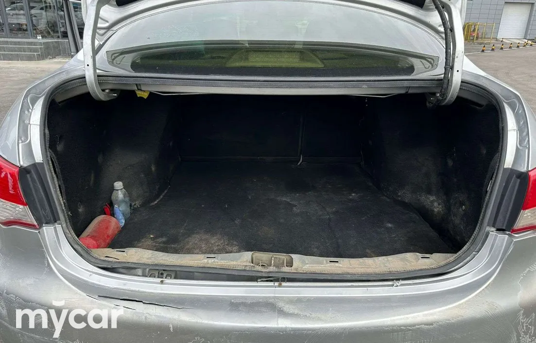 Nissan Almera 2014