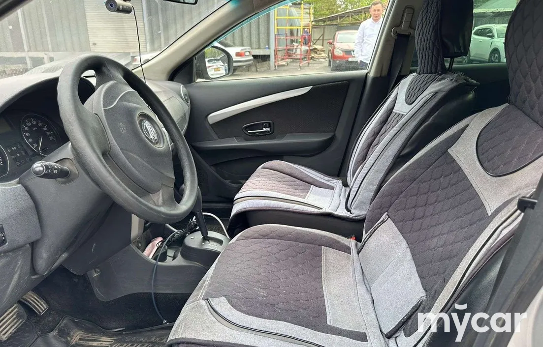 Nissan Almera 2014