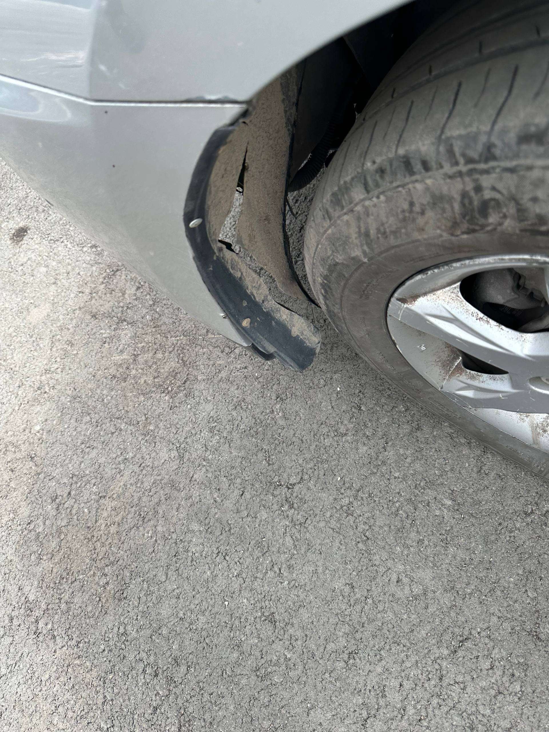 Nissan Almera 2014