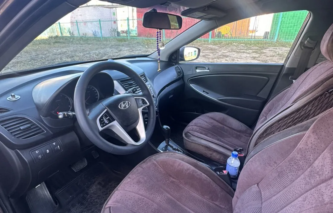 Hyundai Accent 2014