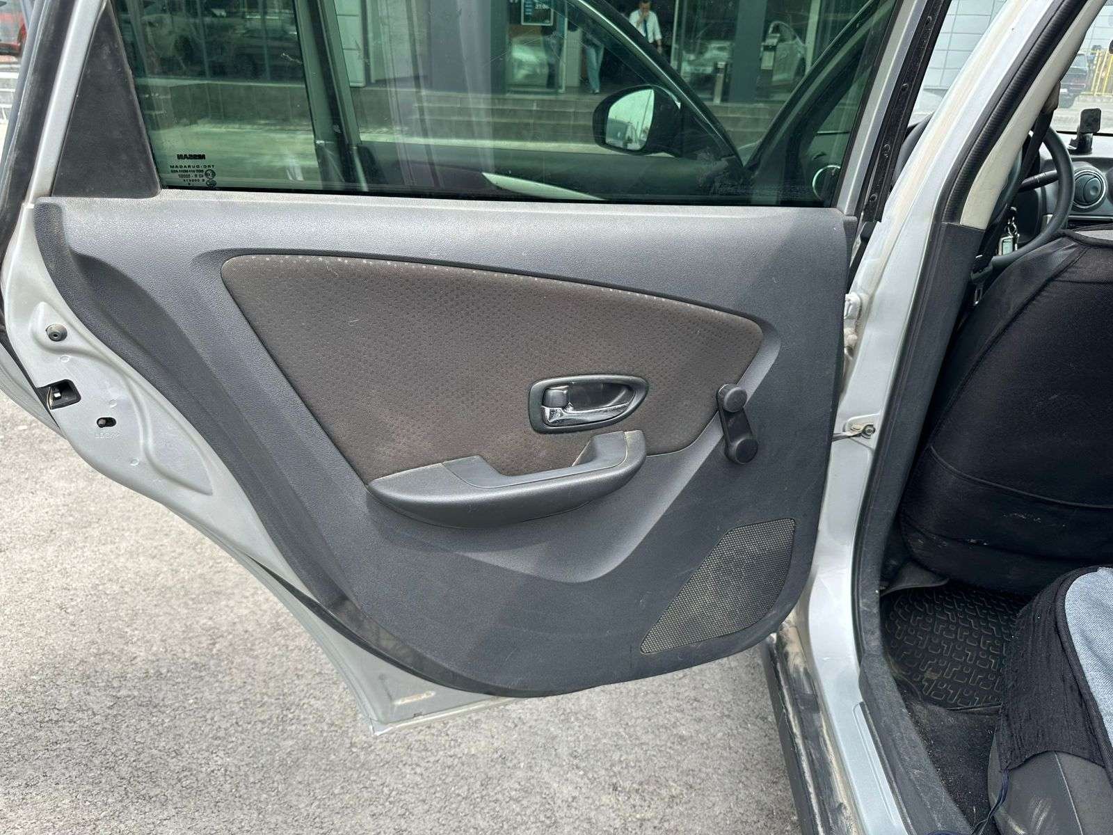 Nissan Almera 2014