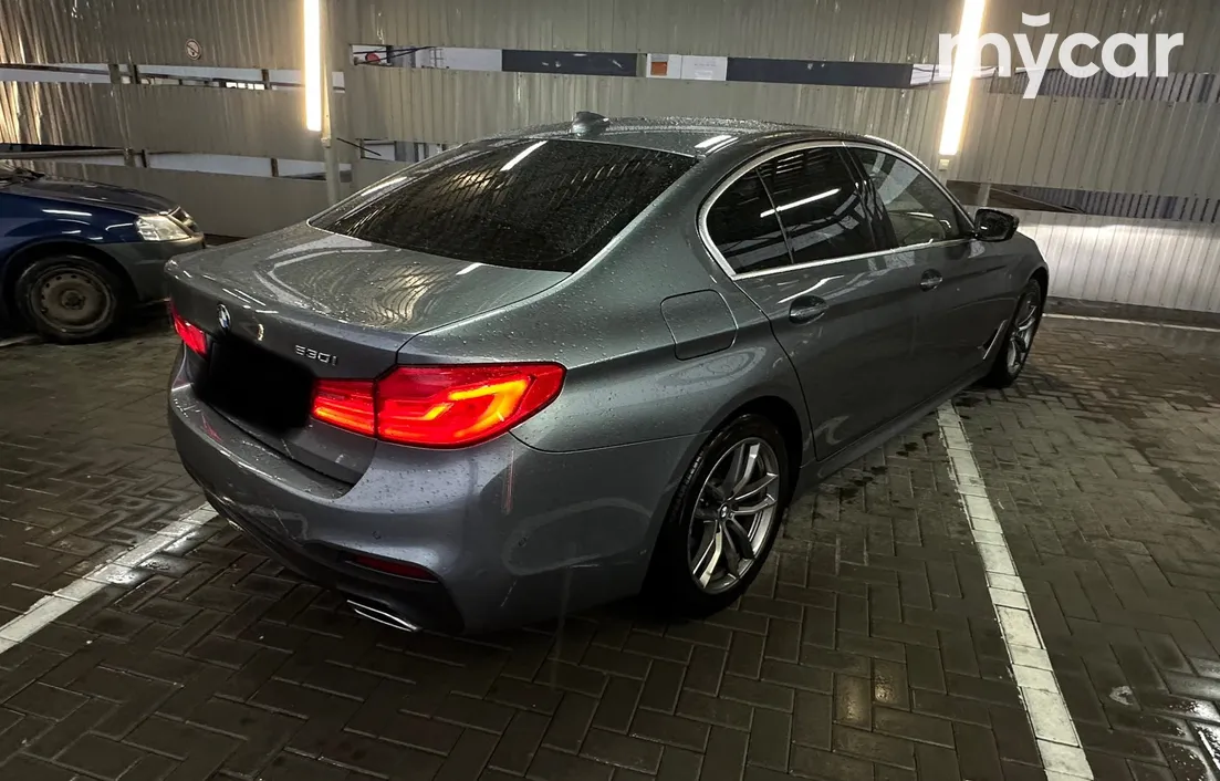 BMW 5 серия 2017