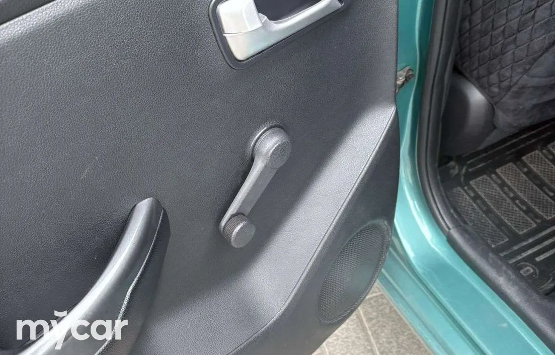 Kia Rio 2012