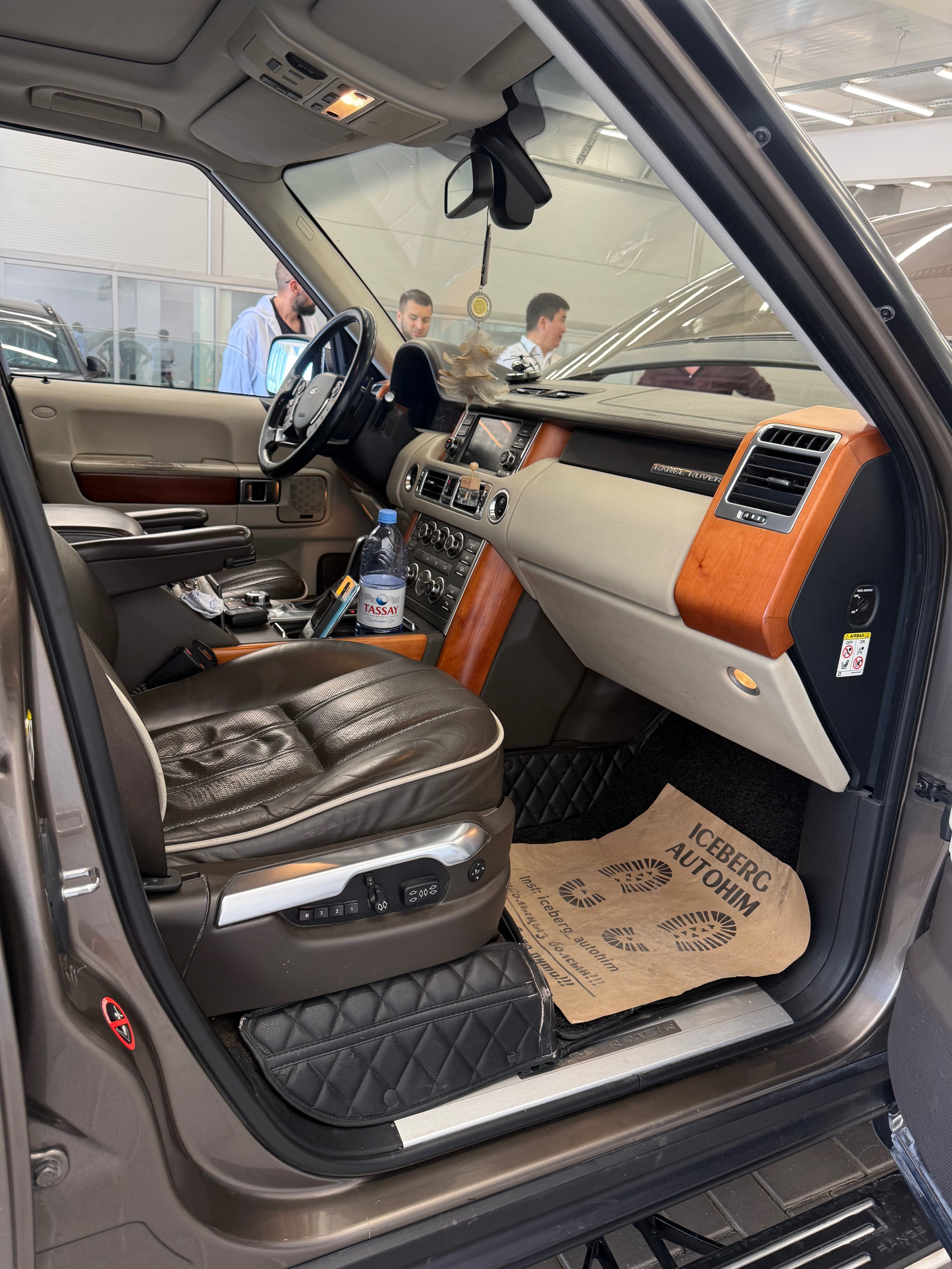 Land Rover Range Rover 2011