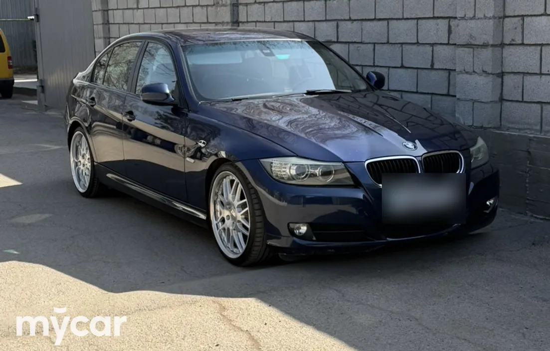 BMW 3 серия 2011