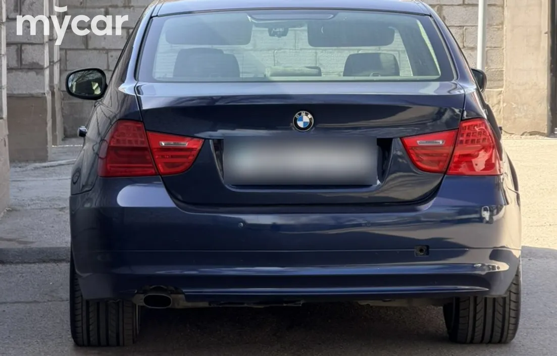BMW 3 серия 2011