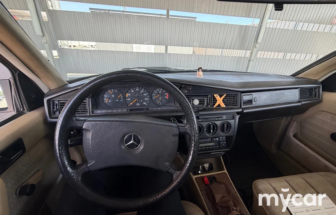 Mercedes-Benz 190 (W201) 1988