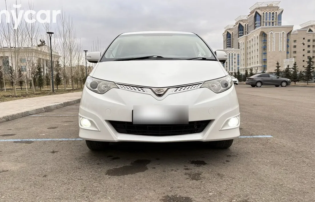Toyota Estima 2010