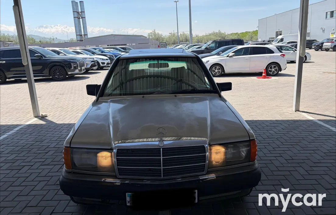 Mercedes-Benz 190 (W201) 1988