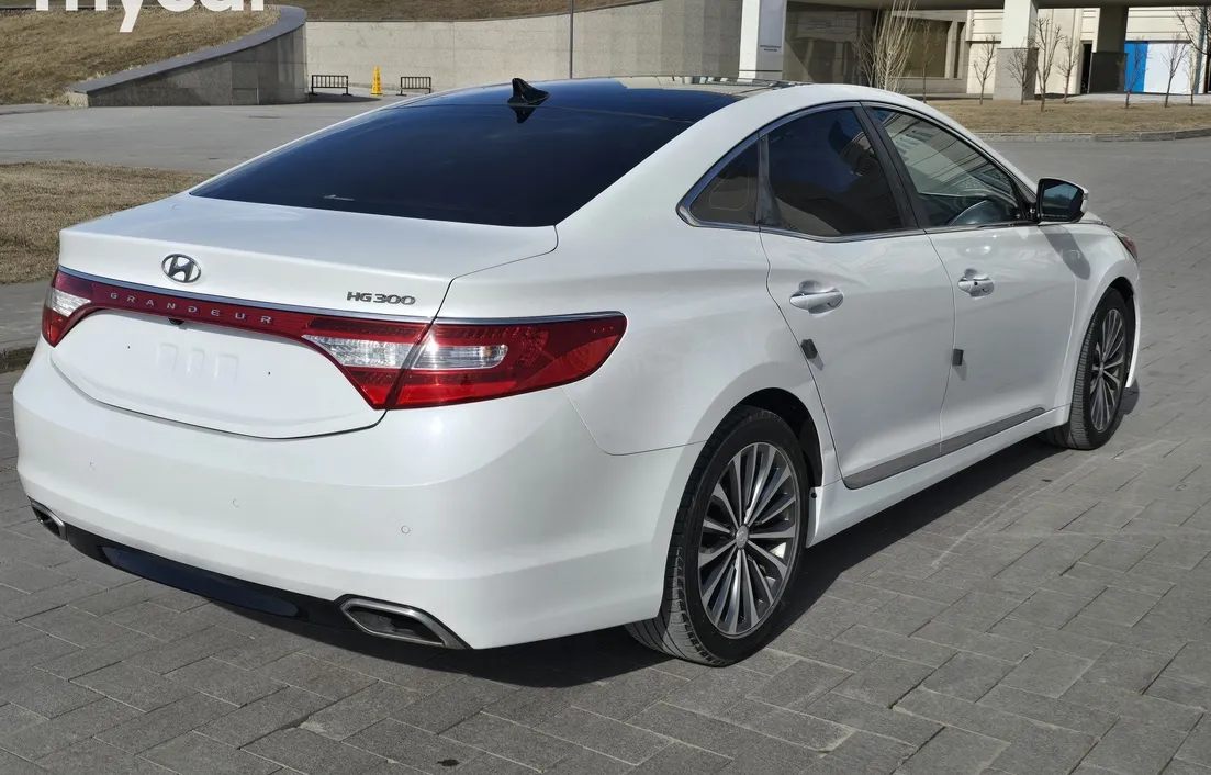 Hyundai Grandeur 2013