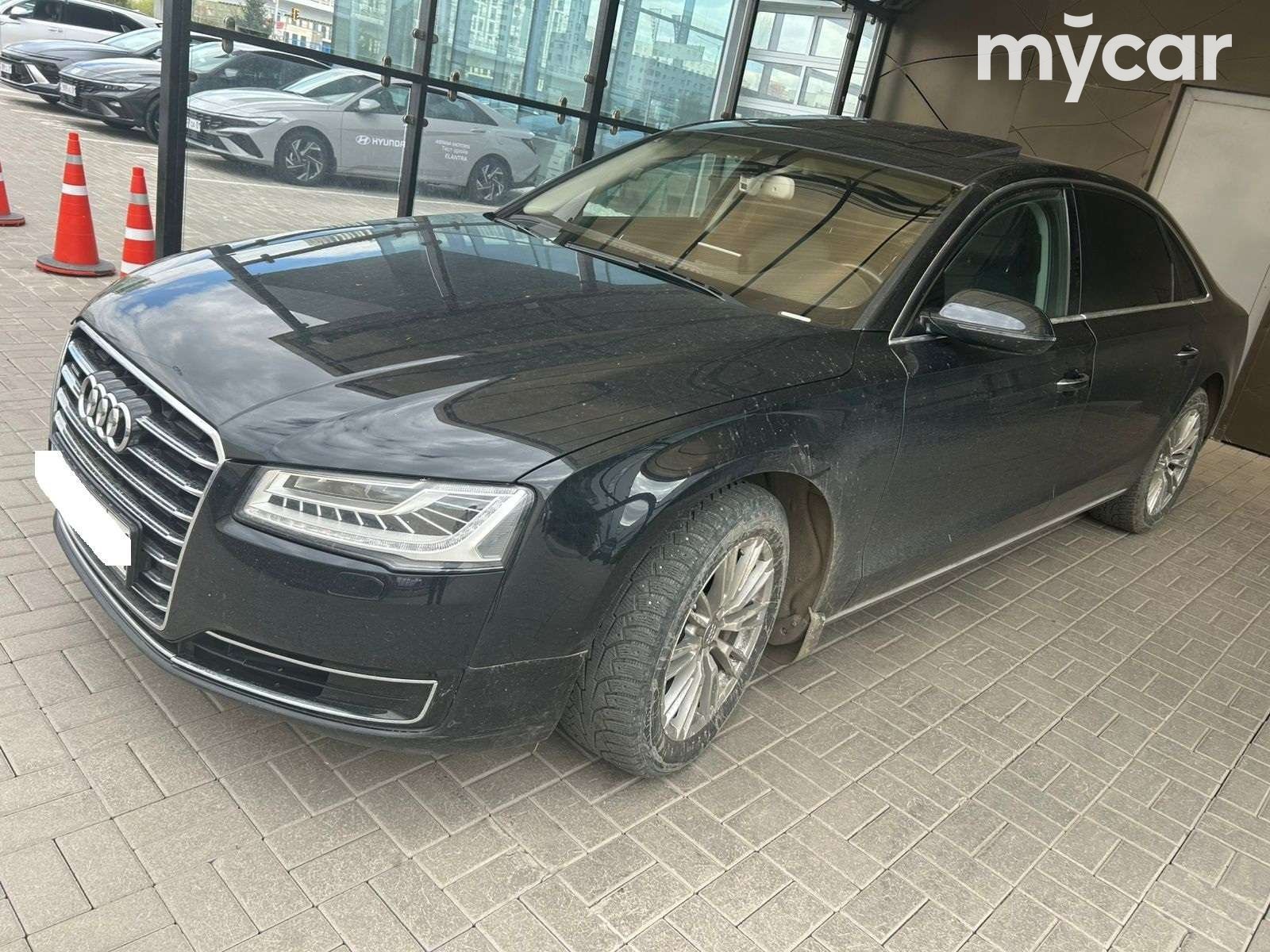 Audi A8 2014