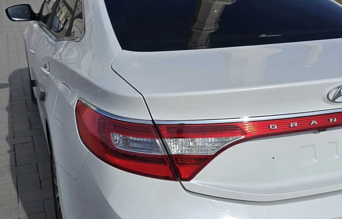 Hyundai Grandeur 2013