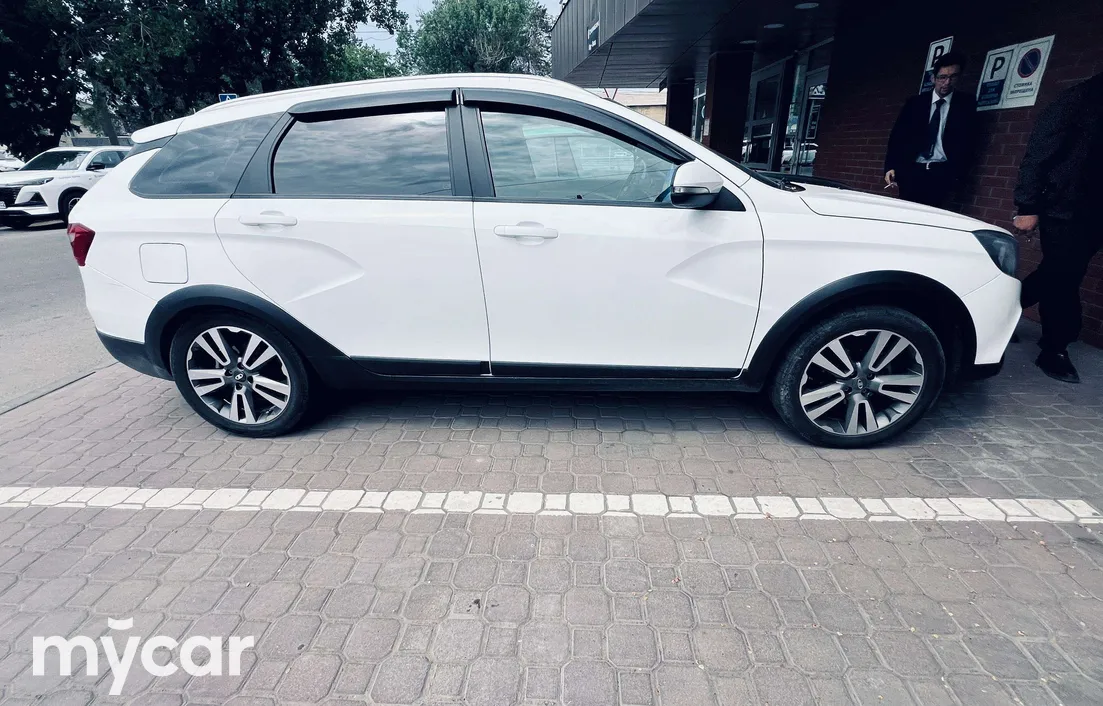 LADA Vesta Cross 2021