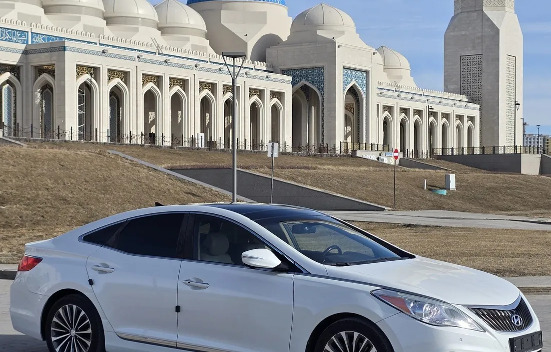 Hyundai Grandeur 2013