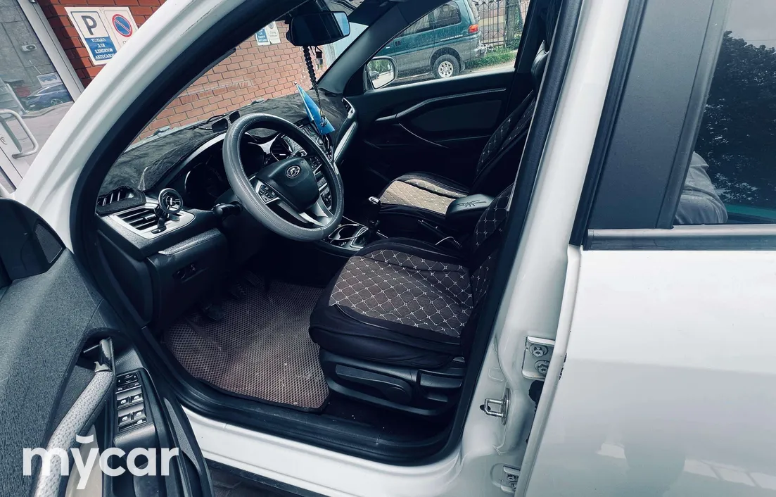 LADA Vesta Cross 2021