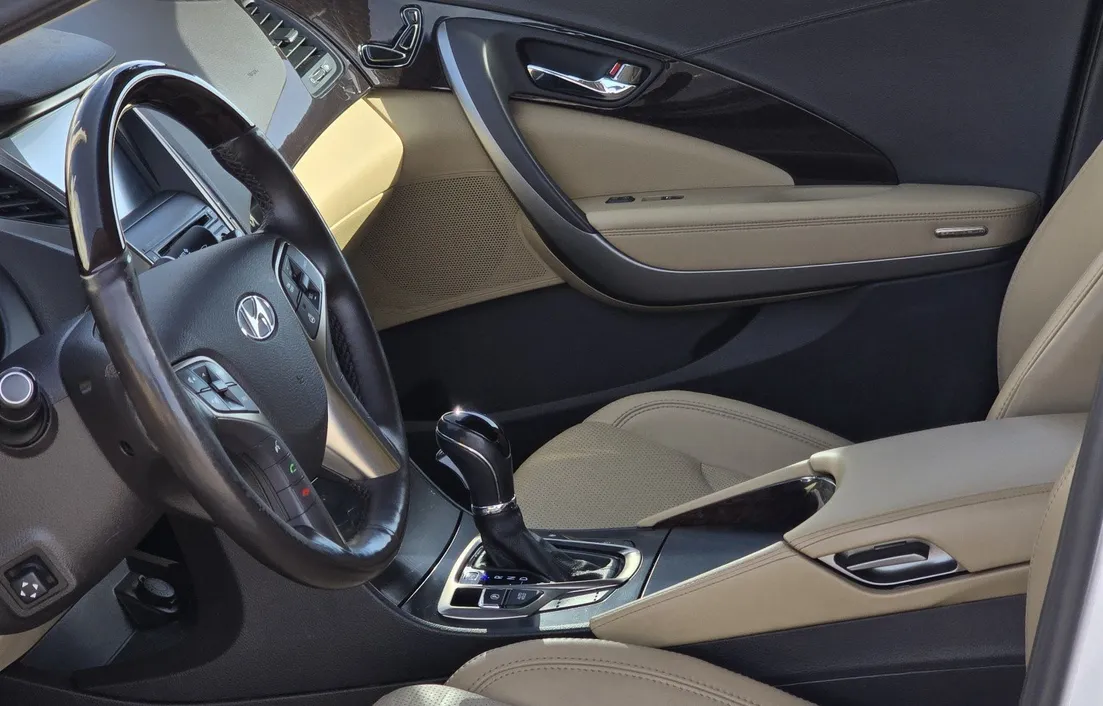 Hyundai Grandeur 2013