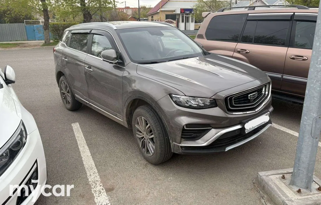 Geely Azkarra 2022