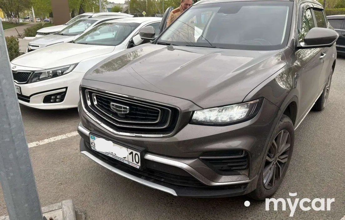 Geely Azkarra 2022