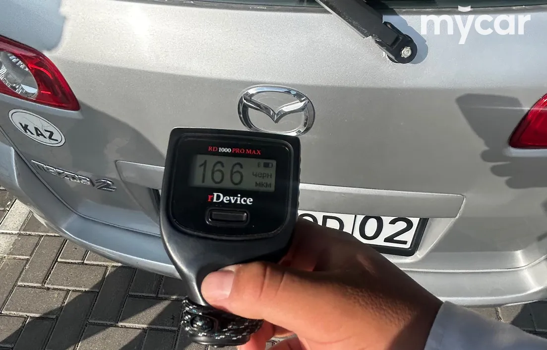 Mazda 2 2005