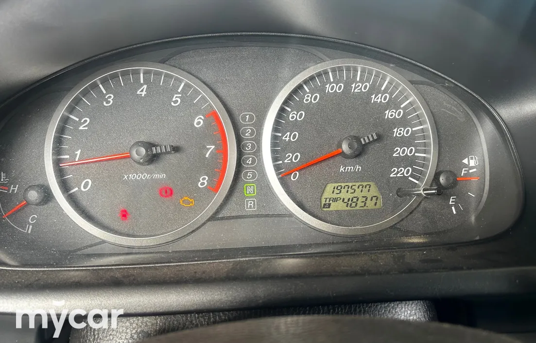 Mazda 2 2005