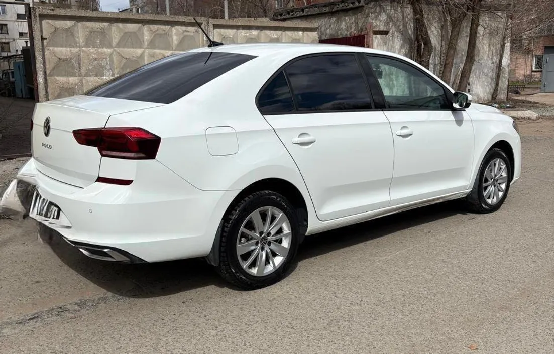 Volkswagen Polo 2021