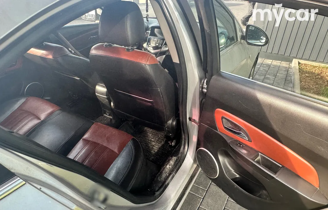 Chevrolet Cruze 2012