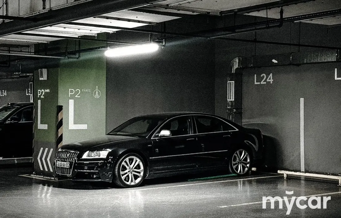 Audi S8 2006