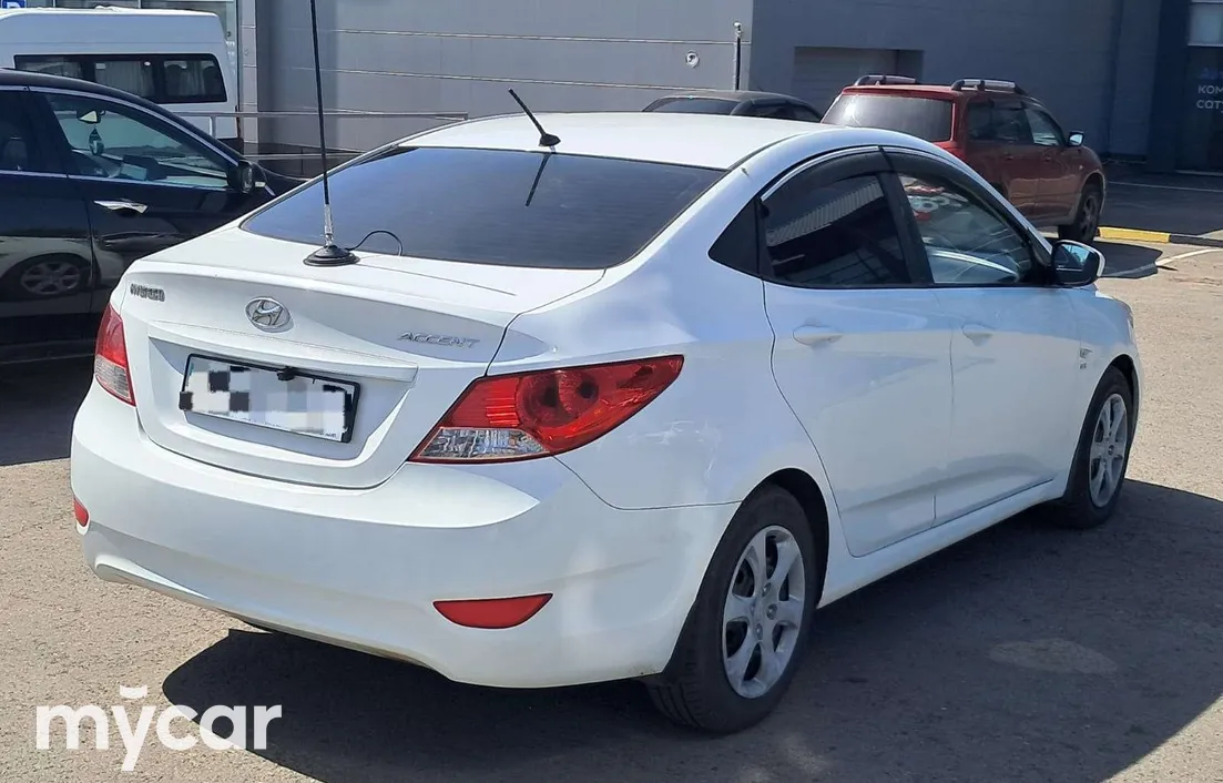 Hyundai Accent 2014