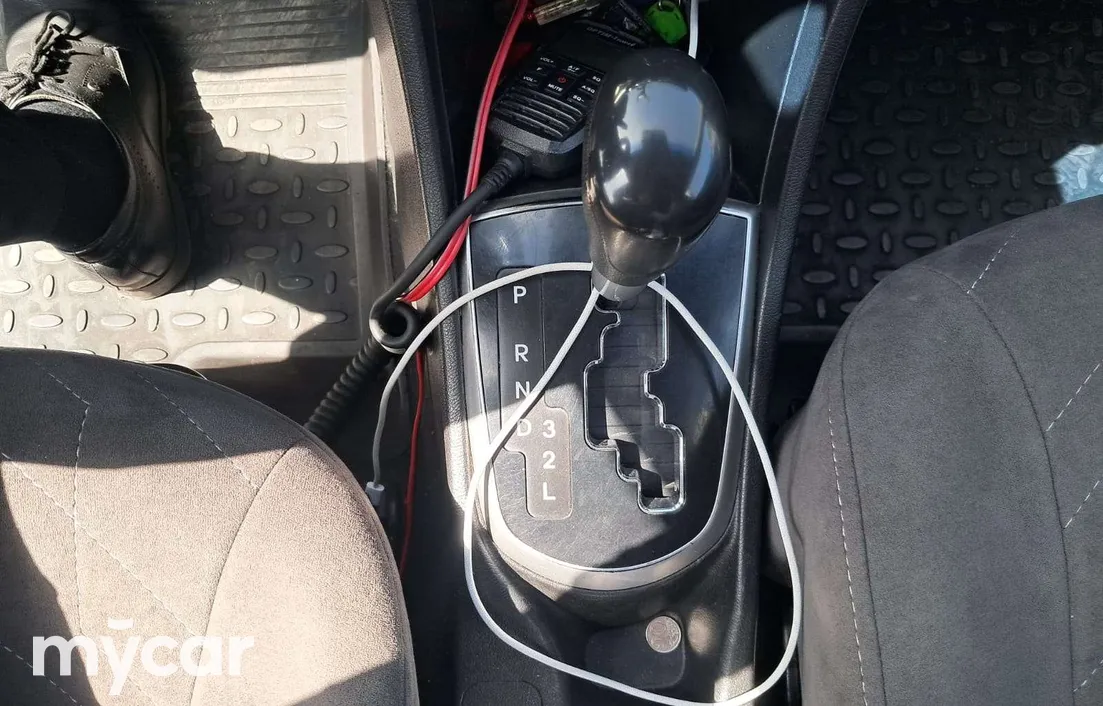 Hyundai Accent 2014